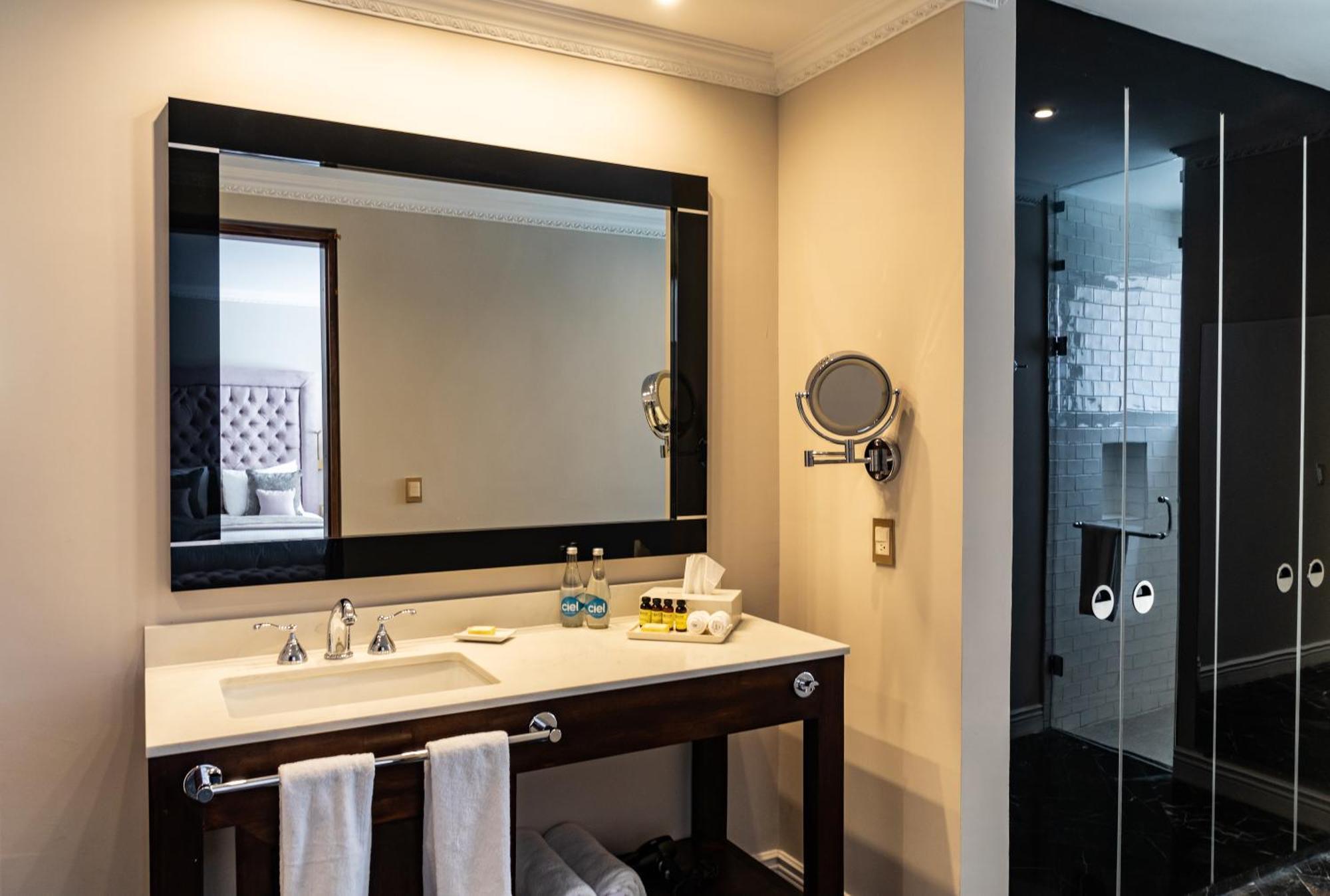 Hotel Plaza 79 Сан-Крістобаль-де-лас-Касас Екстер'єр фото